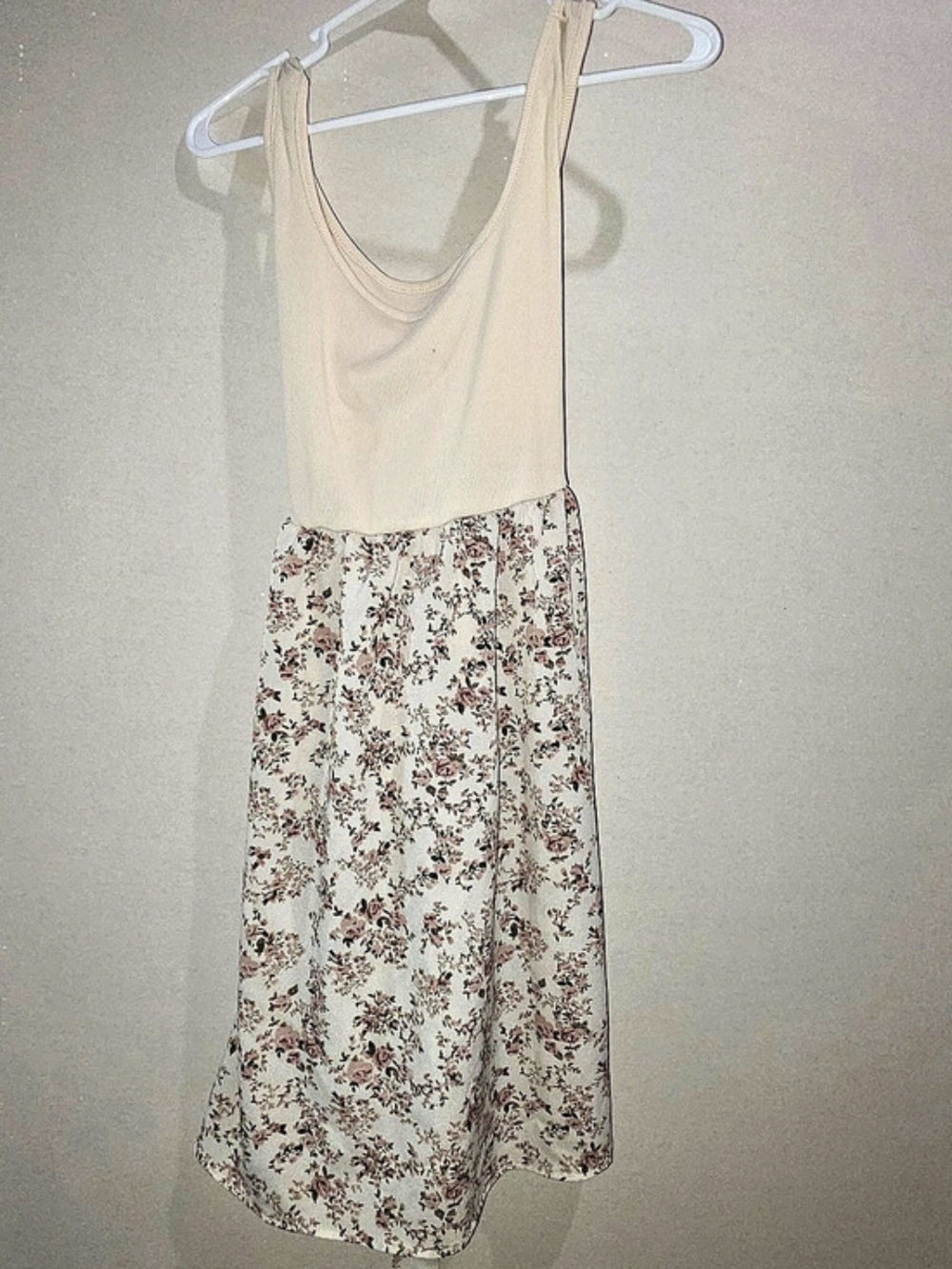 Floral Mini Dress in Cream & Red Like New